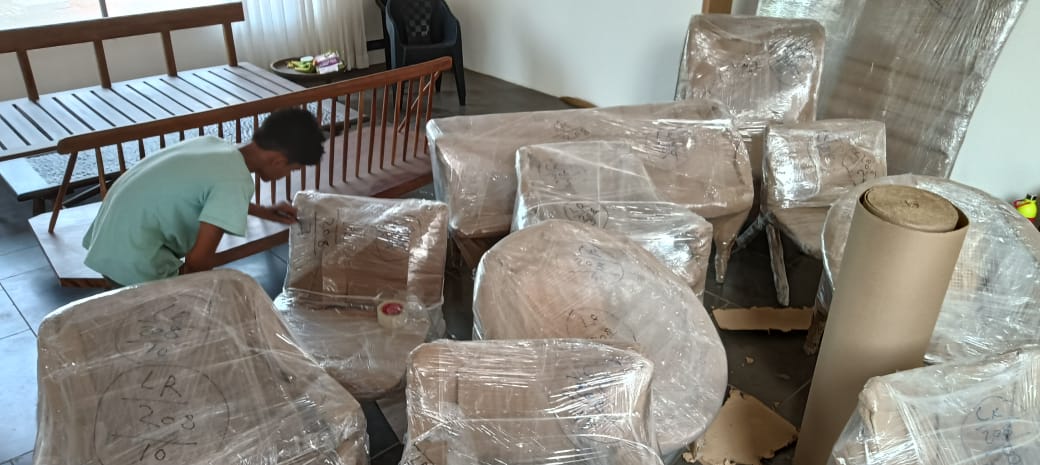 Loading furniture into truck